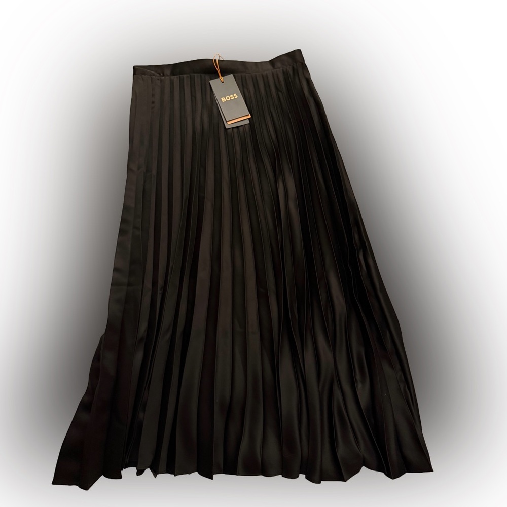 BOSS Elegant Black A-Line Skirt